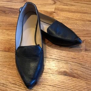 Gap black pointed toe leather flats